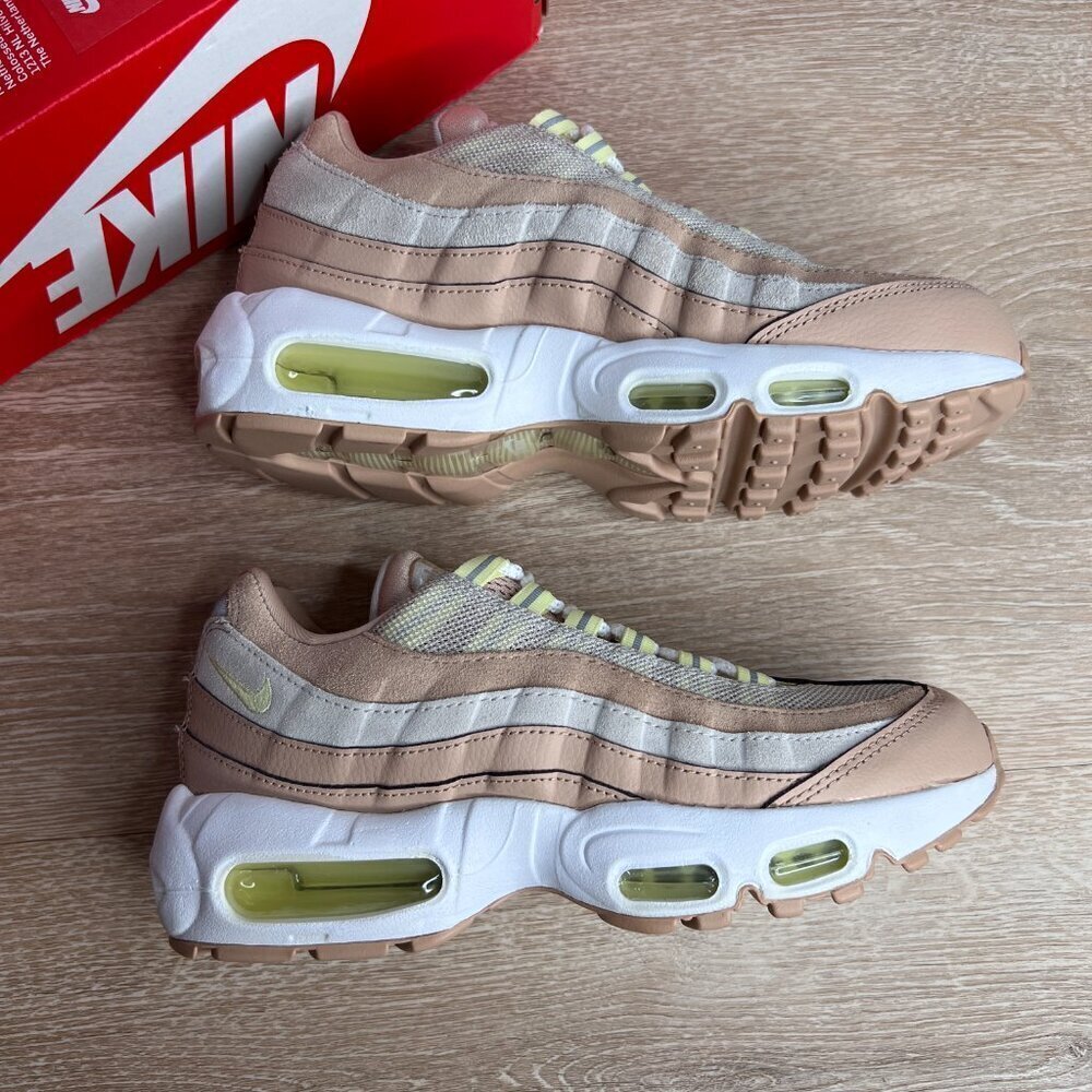 Nike Air Max 95 Bio Beige Luminous Green - Picture 3 of 8
